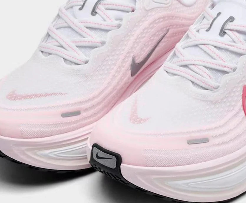 Vomero Plus Pearl Pink